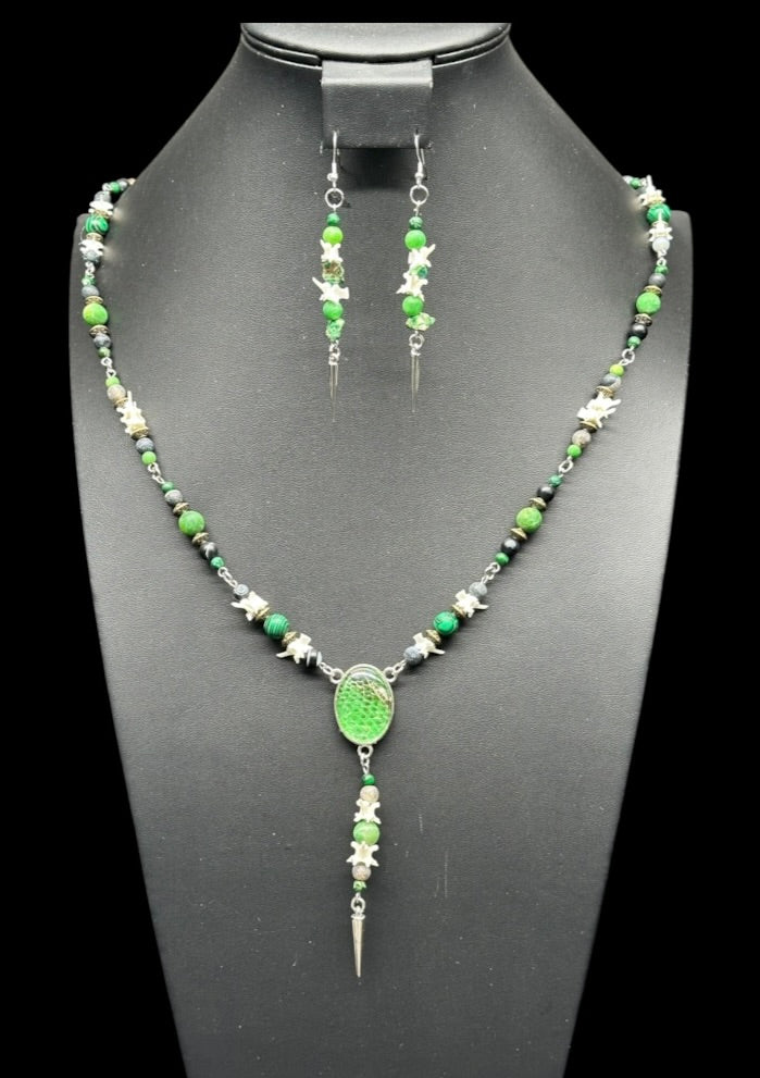 Rattle Snake Vert & Boa Snake Shed (Green)